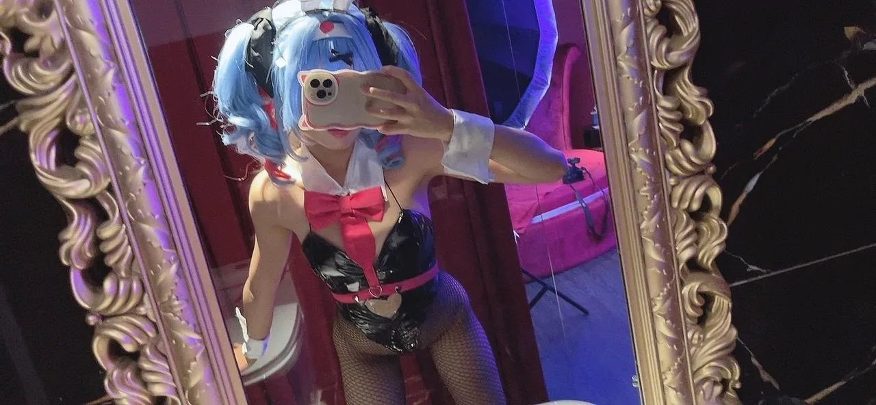PoppaChan – NO.034 Miku Rabbit Hole-Selfies [127P]插图5